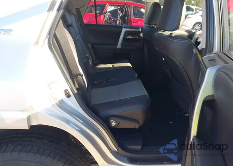 2016 Toyota 4Runner Sr5 Premium z USA, uszkodzony, nr VIN JTEZU5JR9G5116070